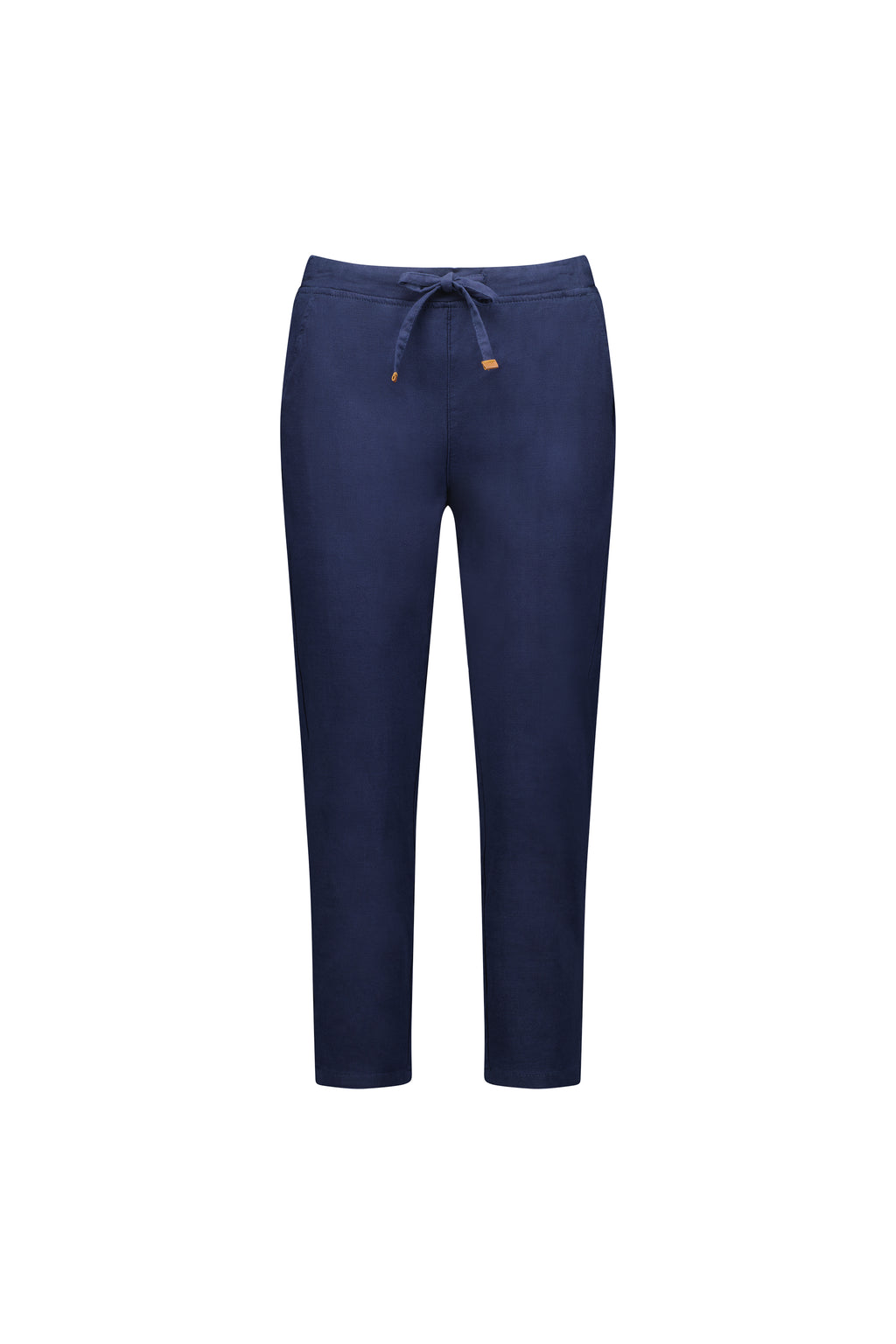 Woman wearing a white top and navy pants on a white background
Skinny Leg 7/8 Pants Ink