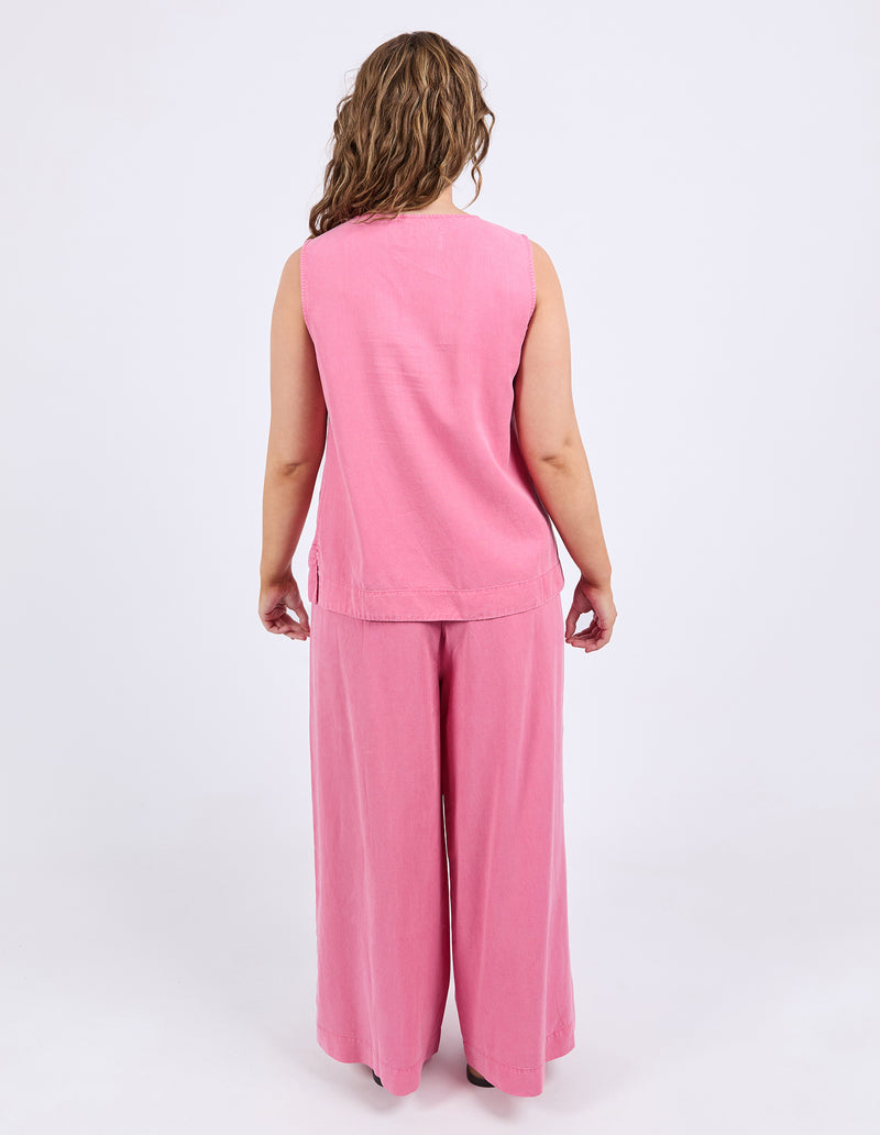 Woman wearing a pink sleeveless top and wide-leg pants on a white background
Bliss Tank Chateau Rose