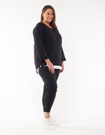 Alice Crew Wash Black