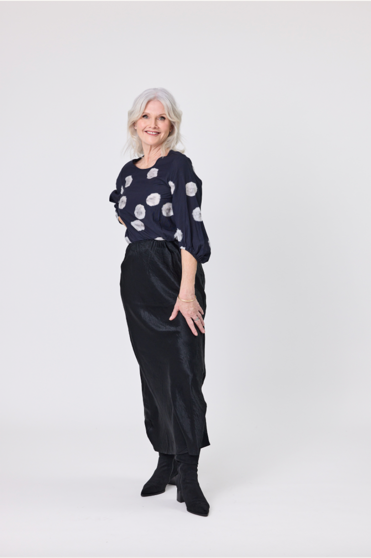 Annette Top Black Dot