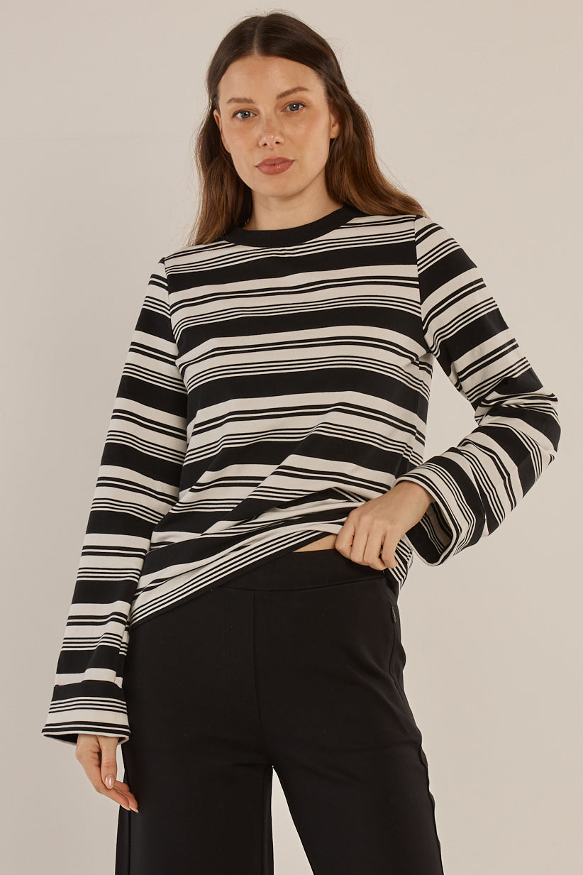 Arden Top Black/White