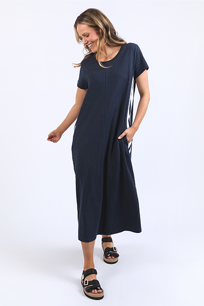 Woman wearing a navy blue dress on a white background
Recovery Dress Navy