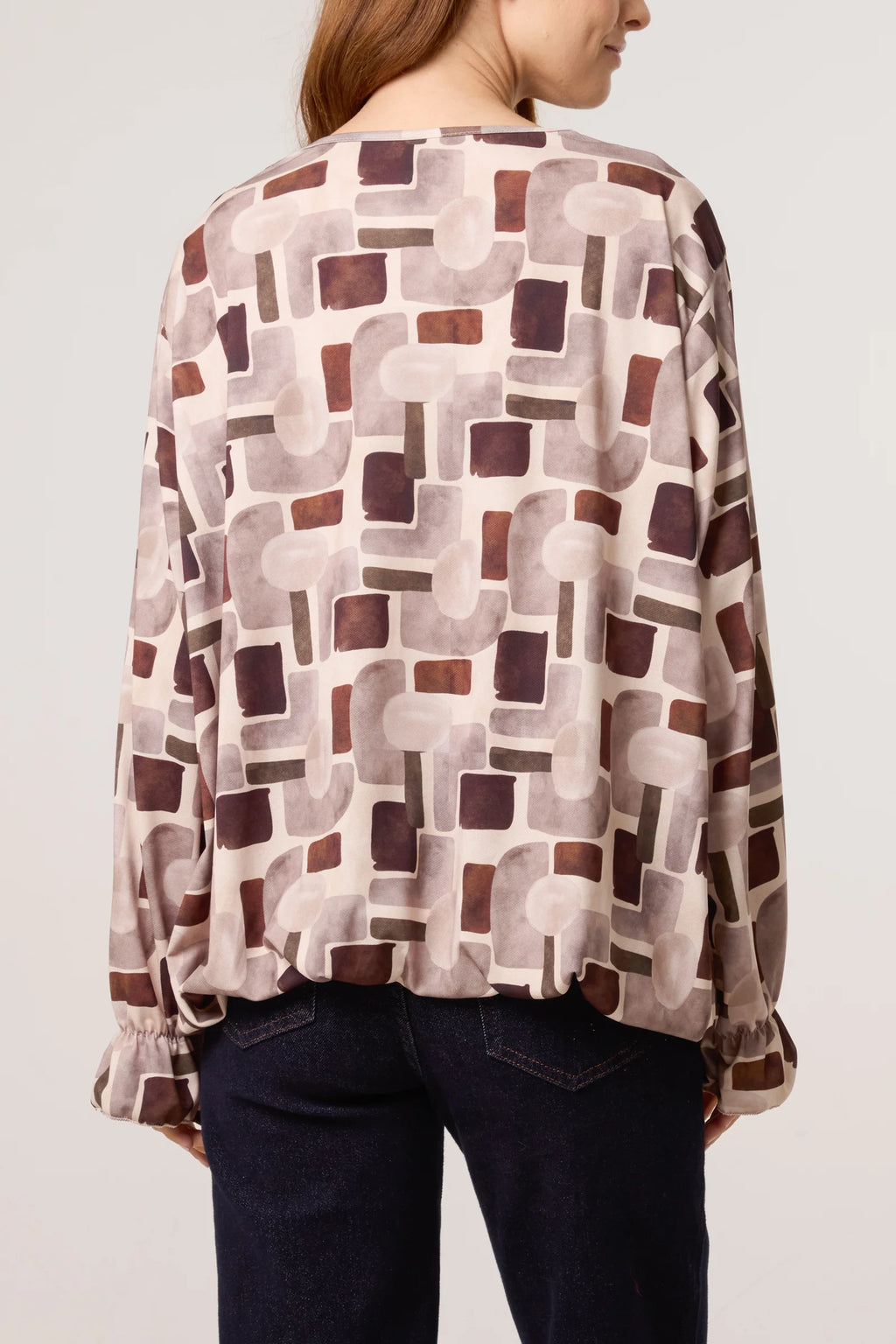 L/S V Print Top Stone