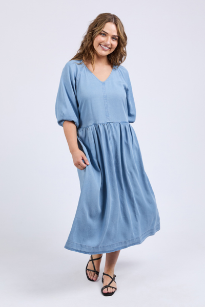 Woman wearing a blue dress on a white background
Sawyer Chambray Dress Blue