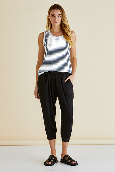 Woman wearing a striped tank top and black pants against a beige background Tokyo 3/4 Pants Black