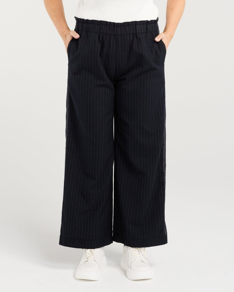 Finn Pant Pinstripe