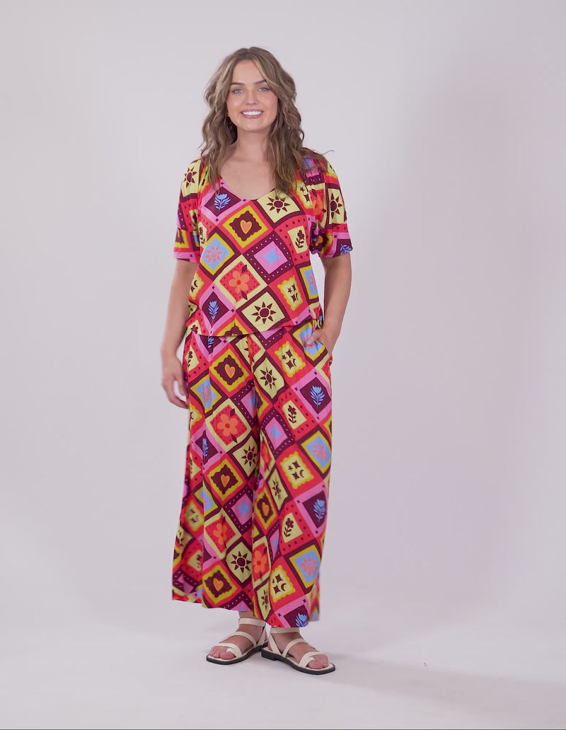 Rhode Top Geo Print
