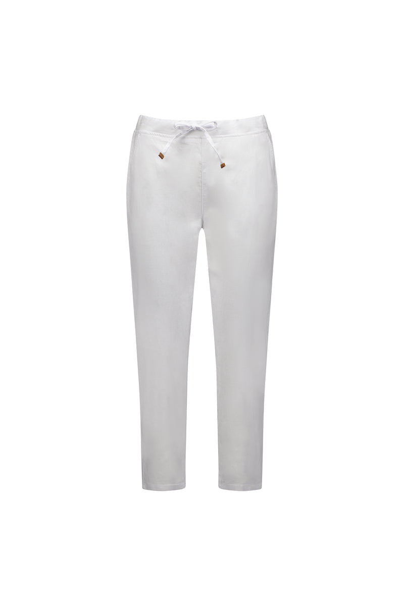 White pants on a white background
Skinny Leg 7/8 Pants White